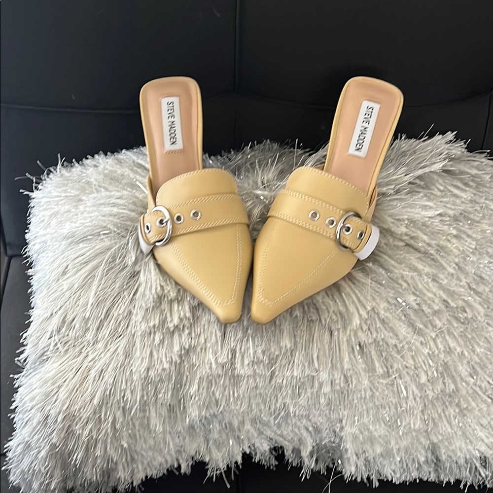 Steve Madden Women's Yellow Mules